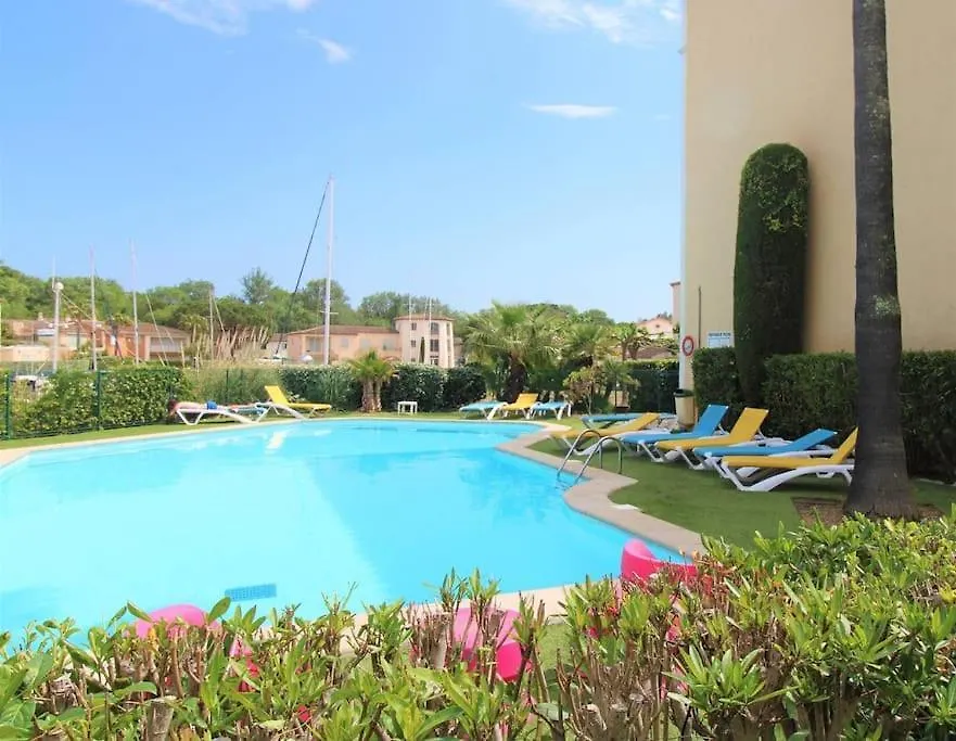Apartment Pcogasto - Golfe De St-Tropez - Appartement Dans Residence Avec Piscine Avec Vue Sur Marina Cogolin