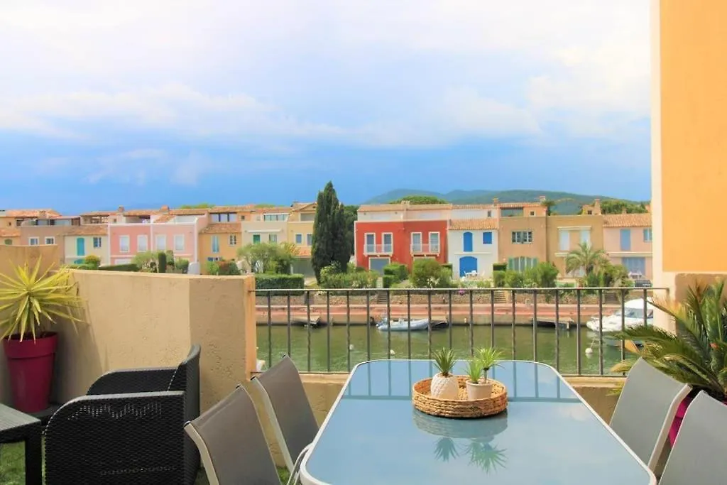 Apartment Pcogasto - Golfe De St-Tropez - Appartement Dans Residence Avec Piscine Avec Vue Sur Marina Cogolin